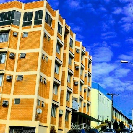 Oyo Hotel Farol Joaçaba Buitenkant foto