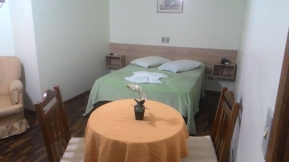 Oyo Hotel Farol Joaçaba Buitenkant foto