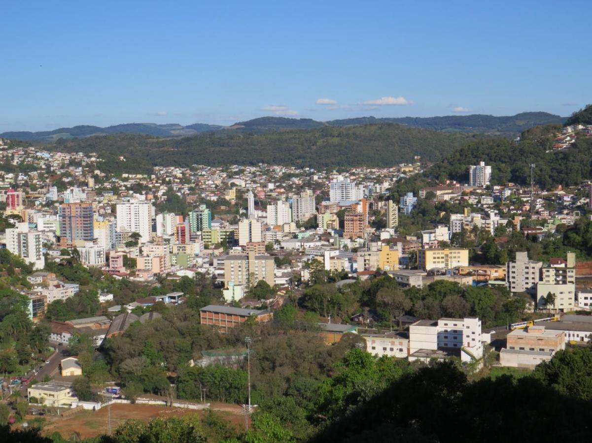 Oyo Hotel Farol Joaçaba Buitenkant foto