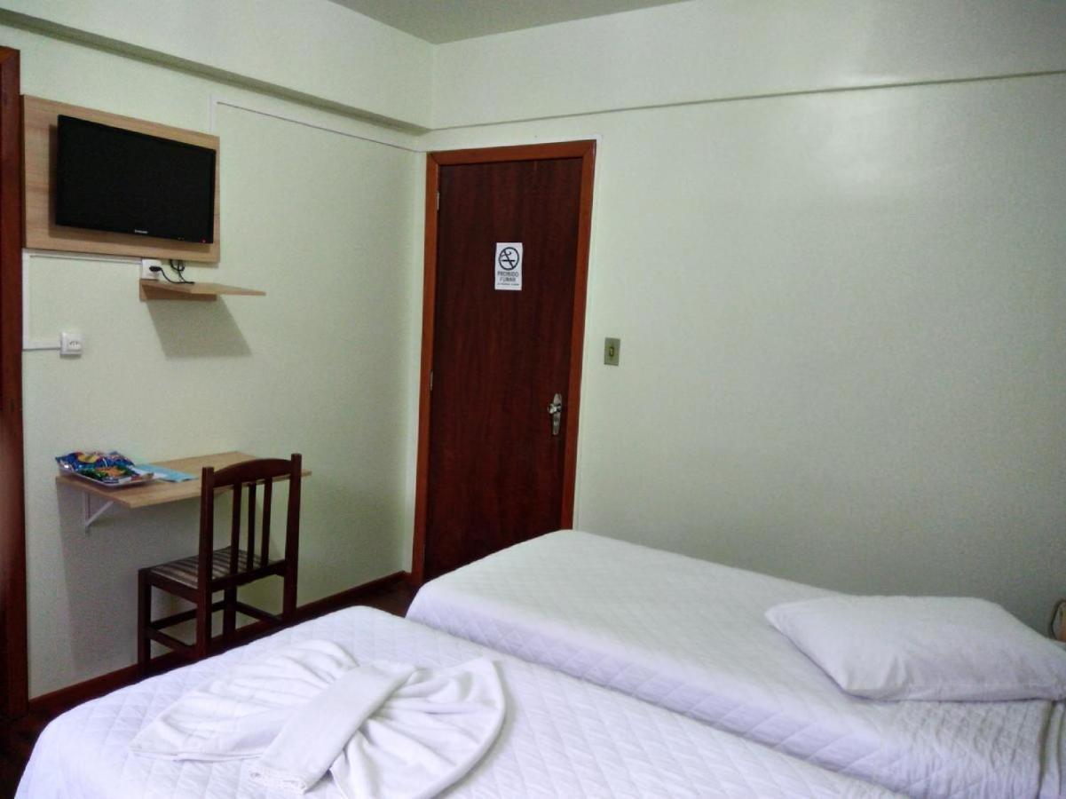 Oyo Hotel Farol Joaçaba Buitenkant foto