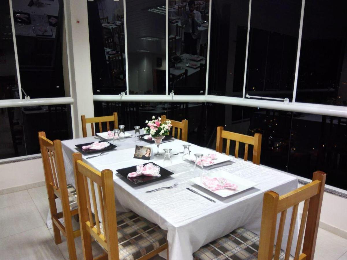 Oyo Hotel Farol Joaçaba Buitenkant foto